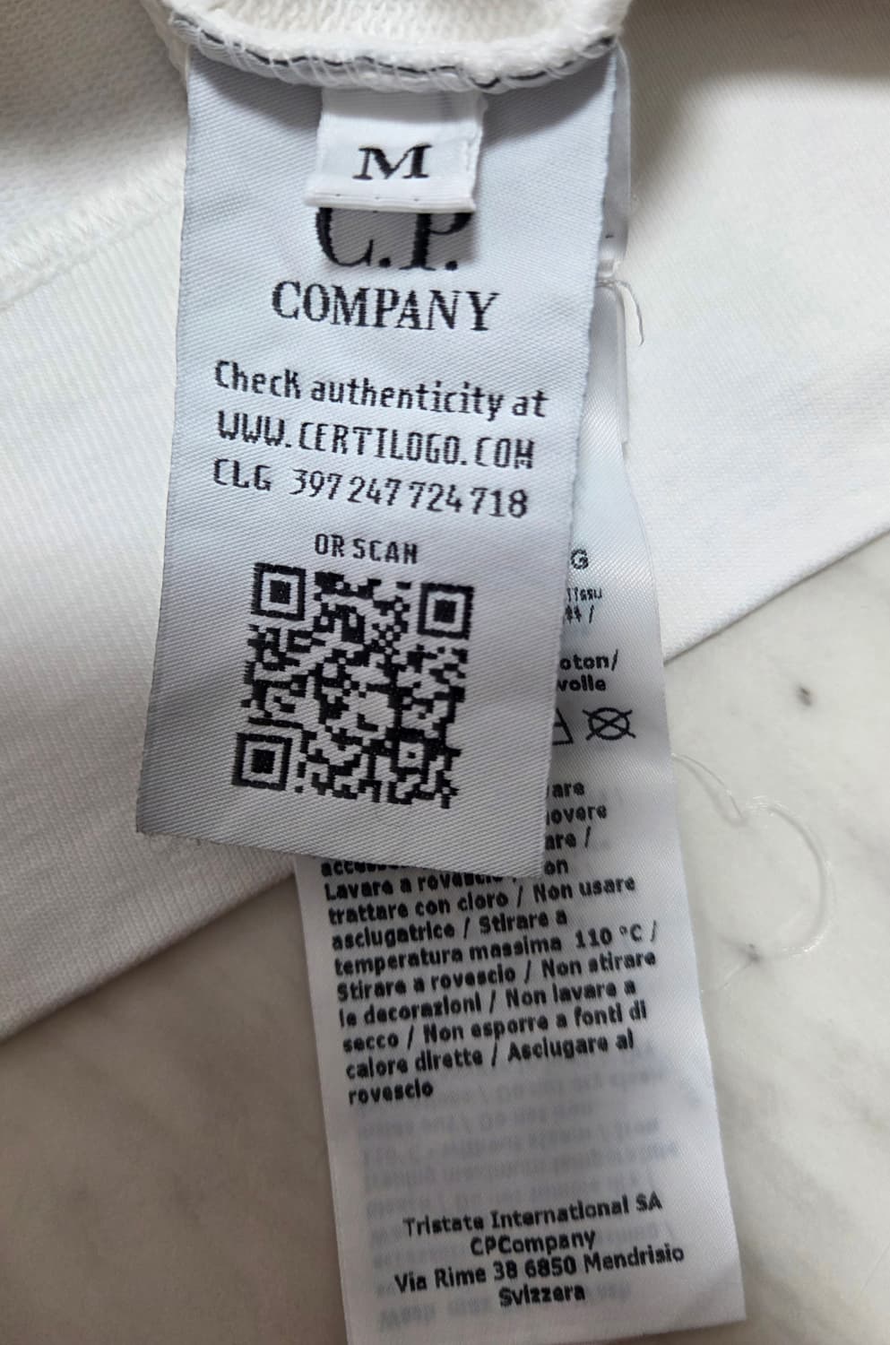 씨피컴퍼니 렌즈 맨투맨 상품이미지10