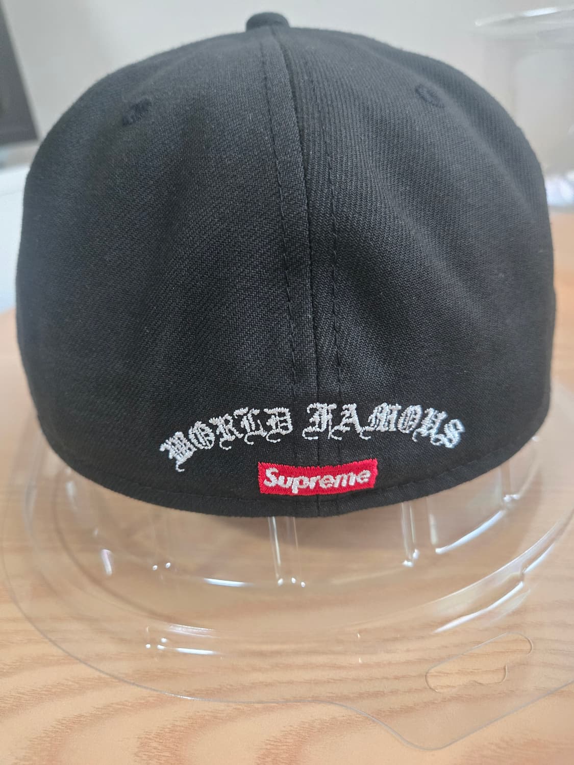 슈프림 골드 크로스 S 로고 뉴에라 블랙 714 상품이미지3