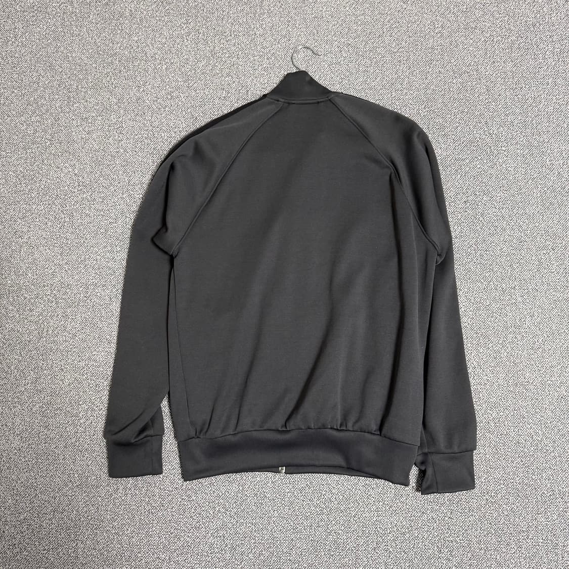 아디다스 슈퍼스타 져지 차콜 블랙 M SST 트랙탑 유일매물 희귀 상품이미지2