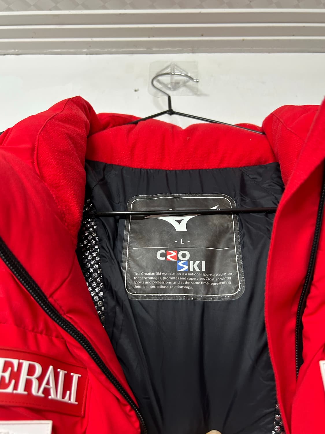 미즈노 크로아티아 알파인 스키팀 다운베스트 상품이미지4