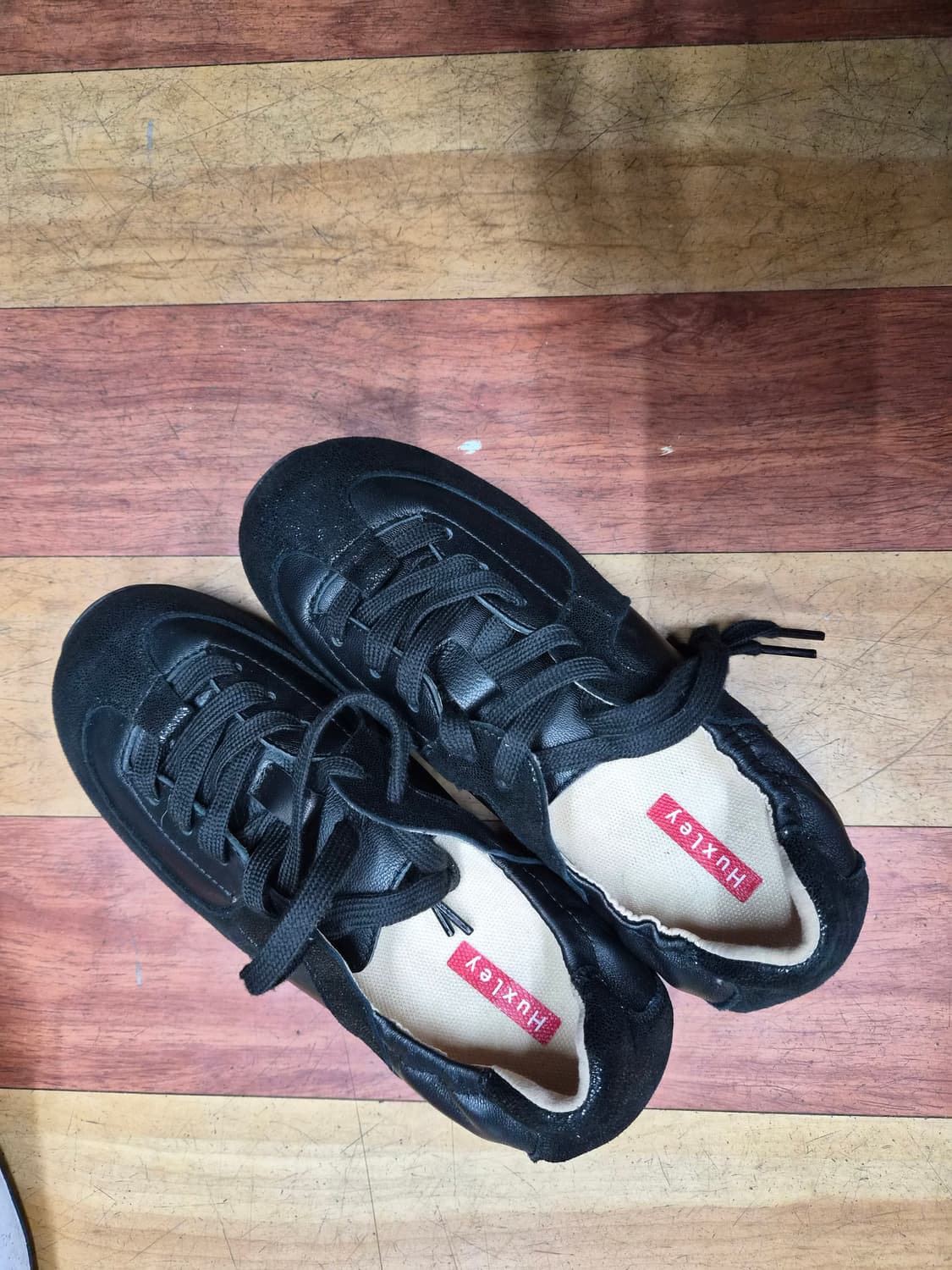 헉슬리양가죽스니커즈235 상품이미지1