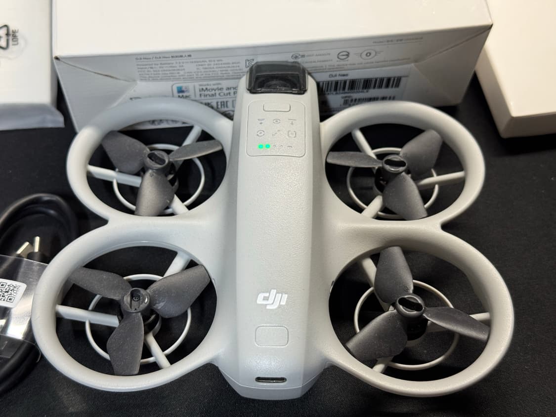 DJI neo 드론 상품이미지1