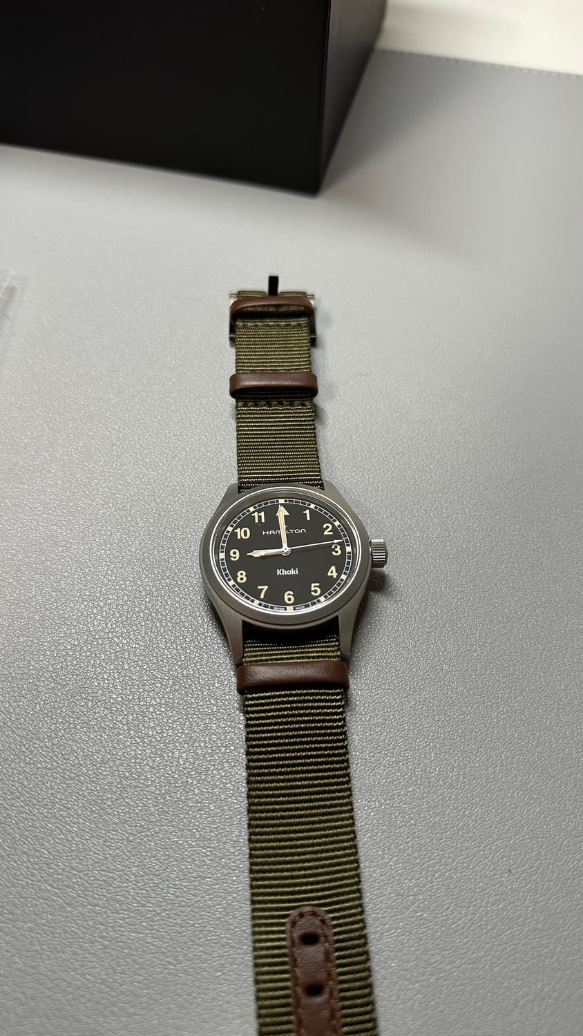 해밀턴 카키필드 쿼츠 38mm 블랙 다이얼 브레이슬릿 &나토밴드 상품이미지8