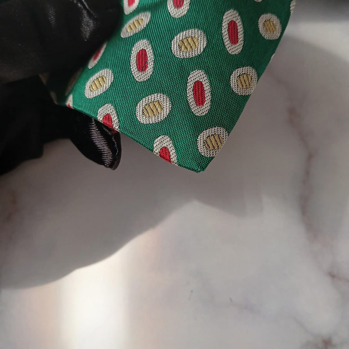 입생로랑 실크 그린 도트 패턴 넥타이 9.3cm A등급 E850
 상품이미지10