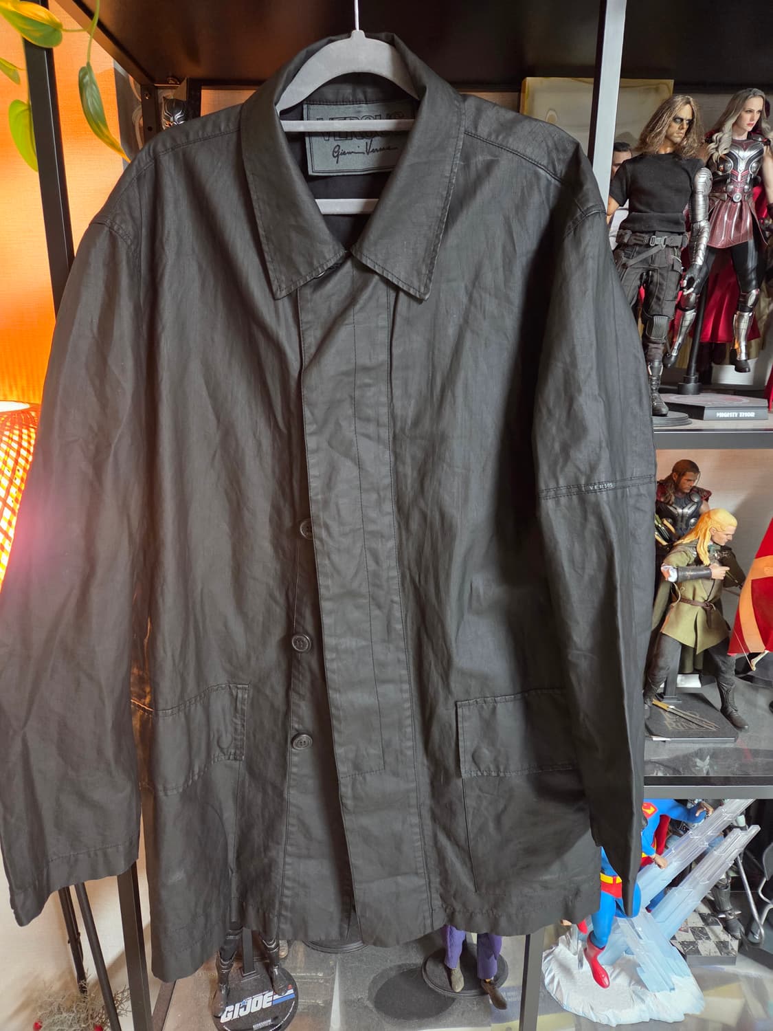 베르서스 베르사체 남성 코팅 코트 블랙컬러입니다 상품이미지1