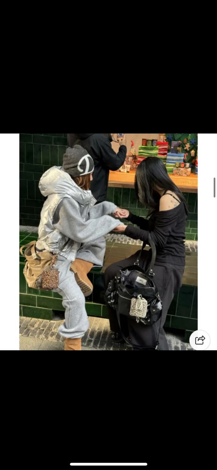 다이닛 패딩조끼 실버 새상품 상품이미지3