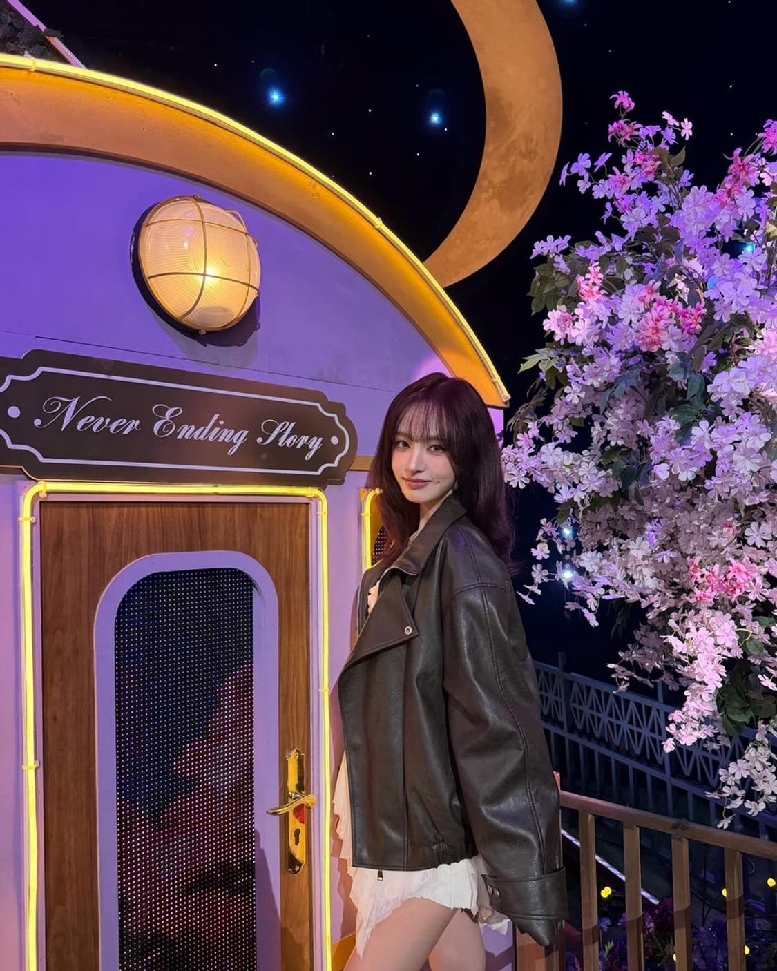 아이브 리즈 착용 / 다이닛 레더 봄버 자켓 브라운 상품이미지3