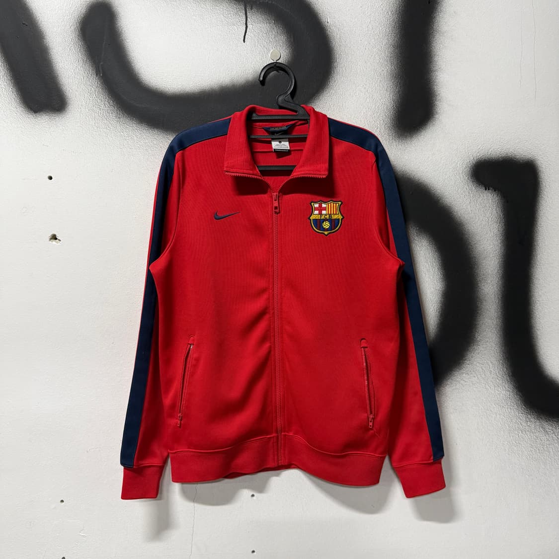 나이키 올드스쿨 빅프린팅 바르셀로나 트랙 져지 자켓 상품이미지1