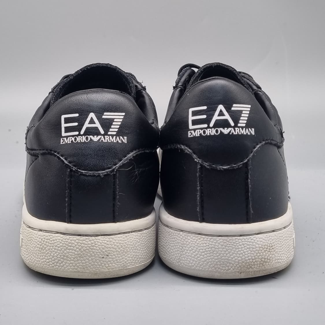 엠포리오아르마니 클래식 여성스니커즈240 상품이미지4