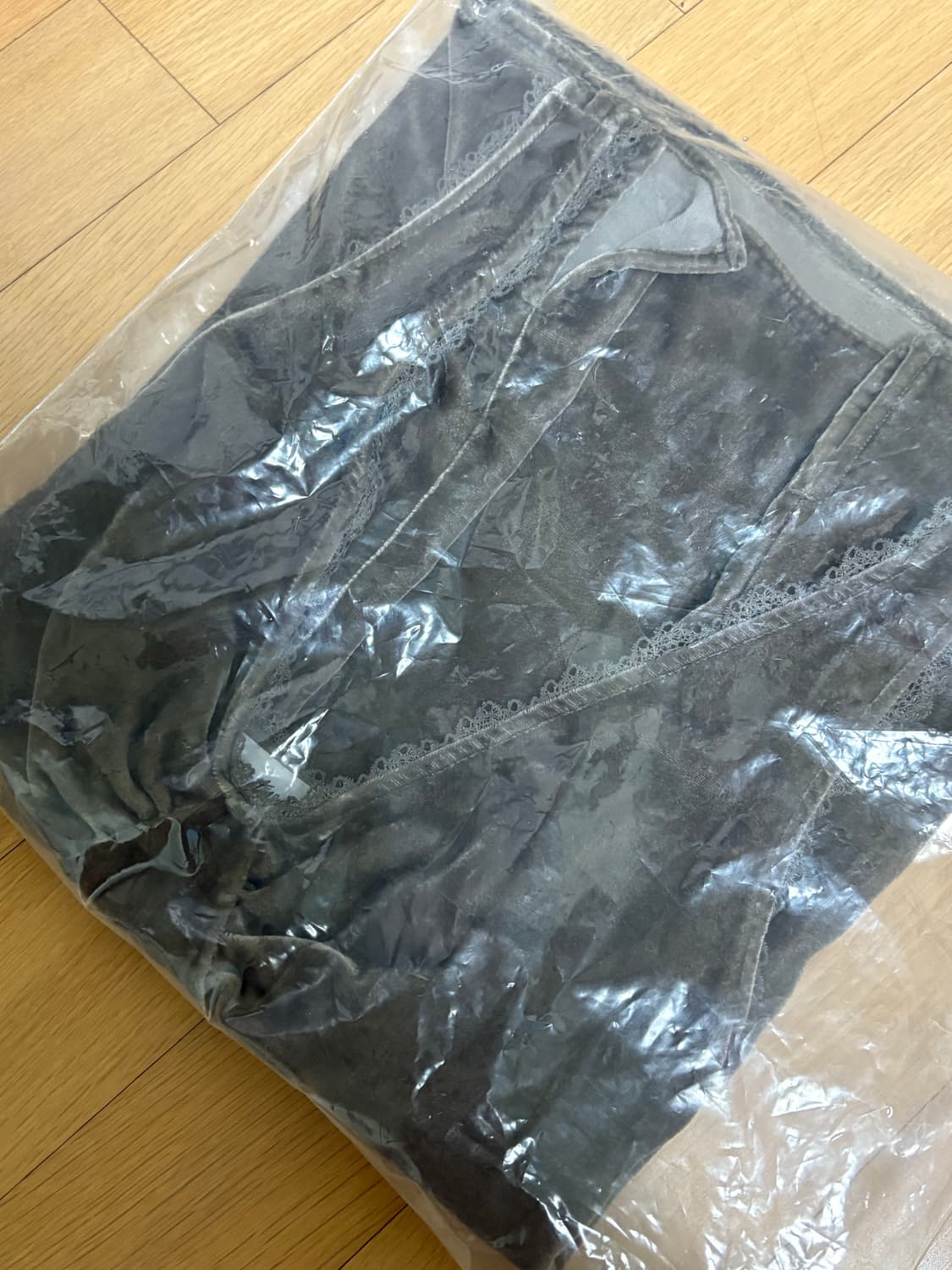 앤아더스토리즈 레이스탑 새상품 상품이미지6