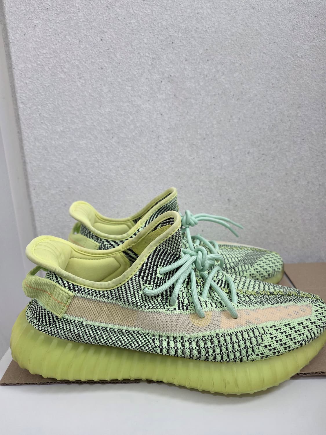 아디다스 이지부스트 350 V2 이즈릴 290 상품이미지1