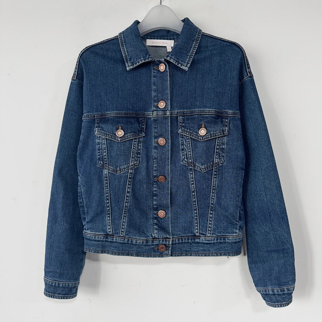 씨바이끌로에 윙 프린트 데님 자켓 상품이미지1