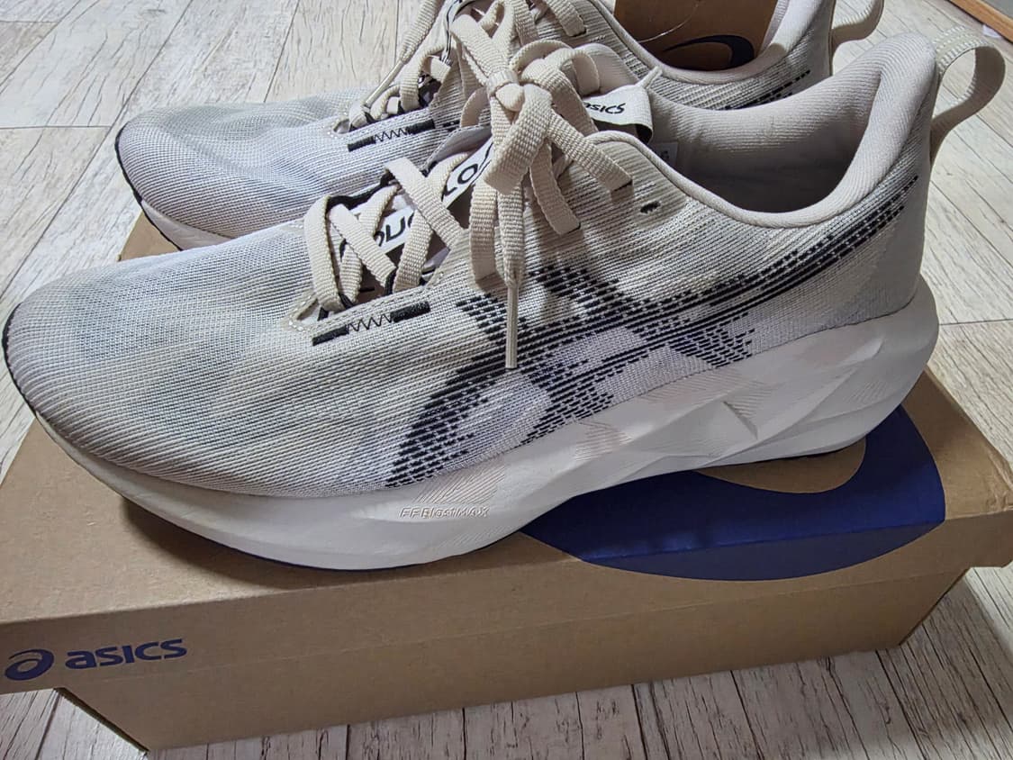 아식스 노바블라스트5 오트밀 265 상품이미지2