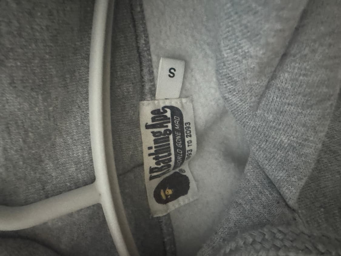 베이프 빅로고 스펠아웃 후드티 상품이미지2