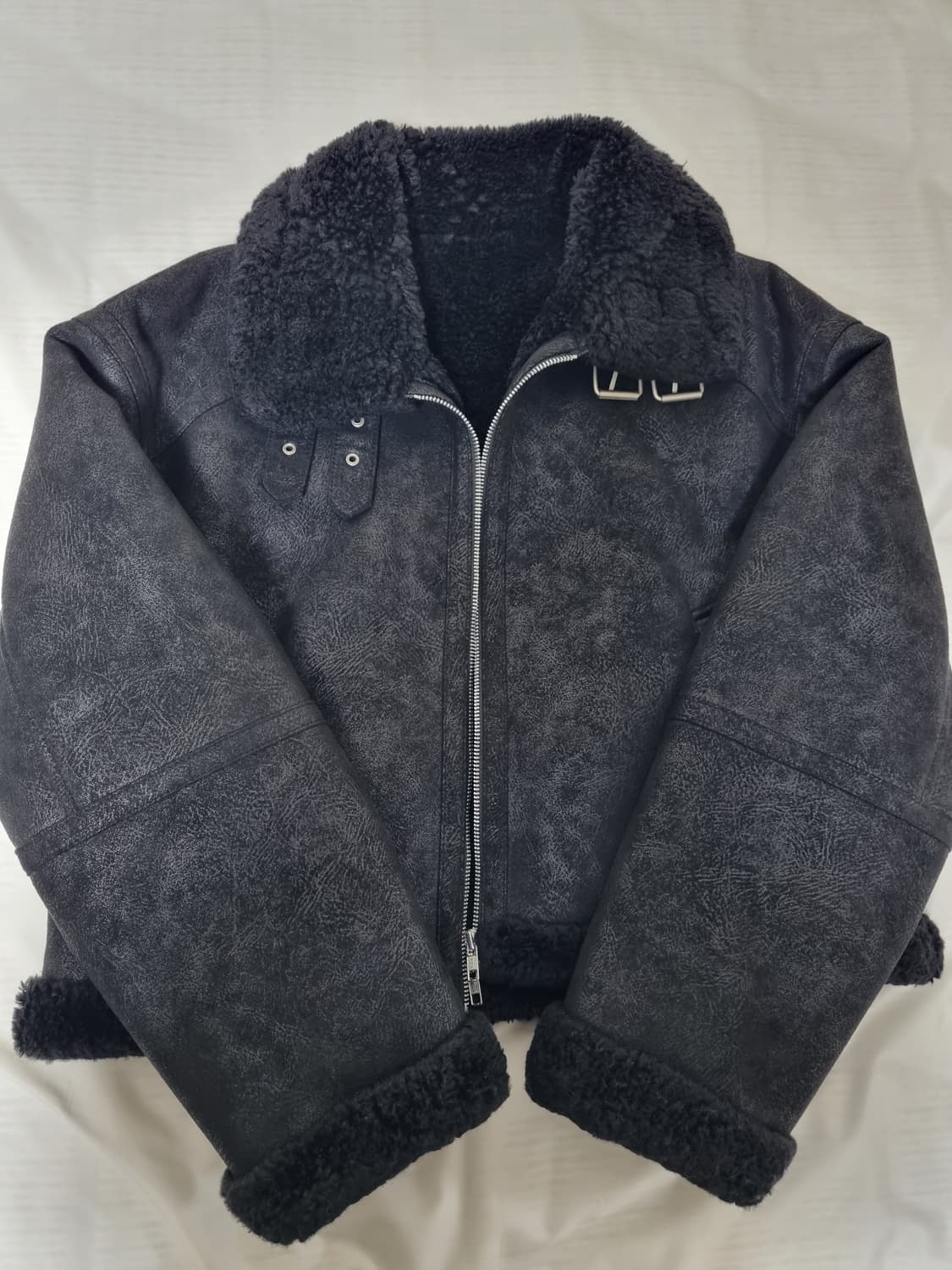 도프셉 크롭 무스탕 판매합니다 상품이미지4