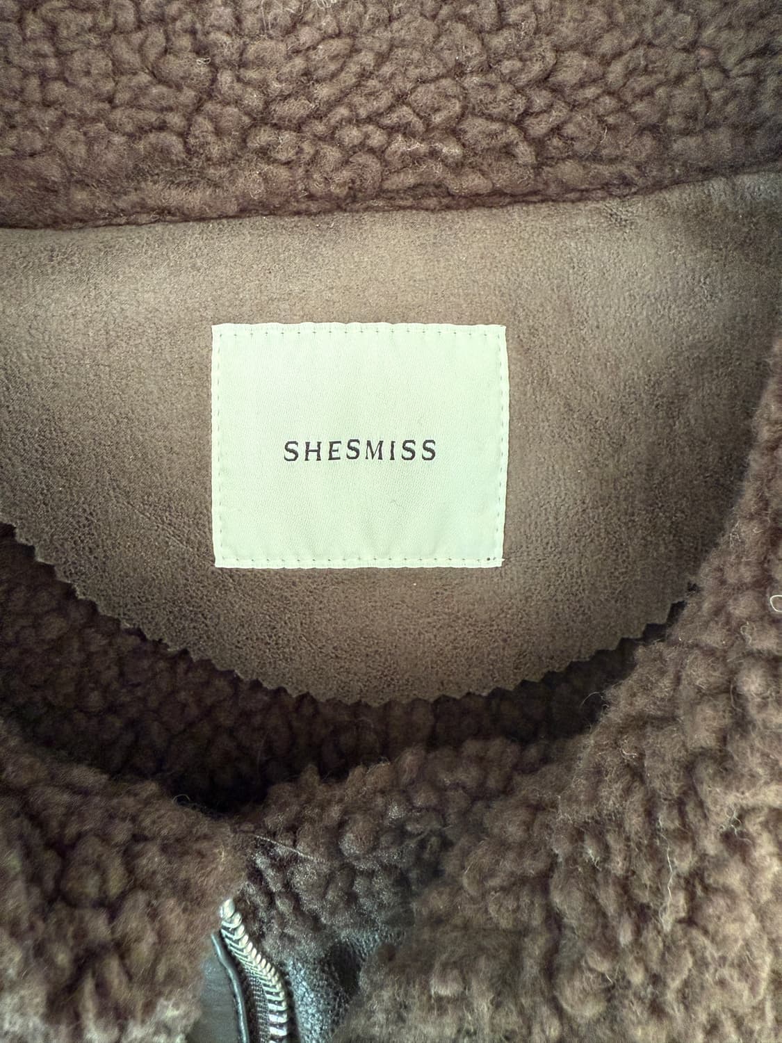 SHESMISS 비건레더 롱 무스탕 상품이미지5