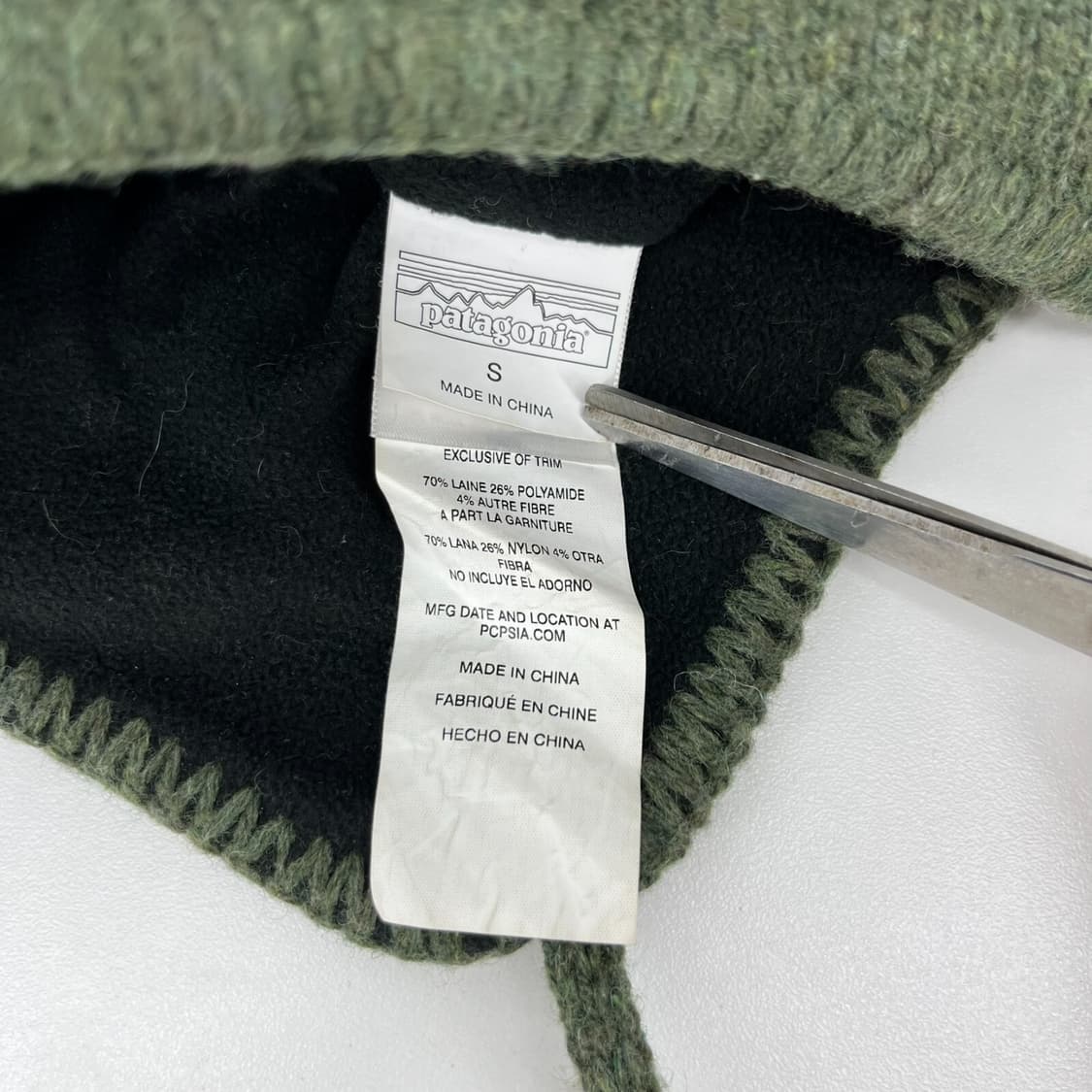 파타고니아 니트이어플랩 폼폼 비니 상품이미지4