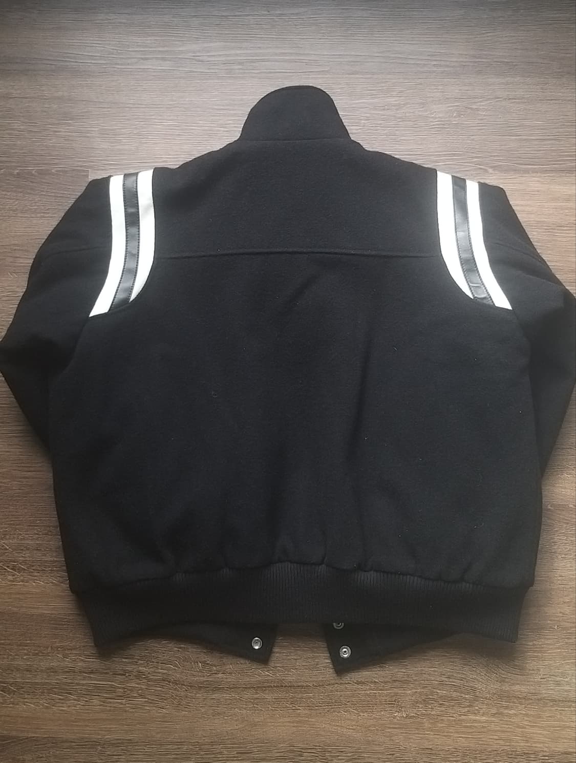 스투시 80 울 바시티 자켓 블랙 상품이미지3