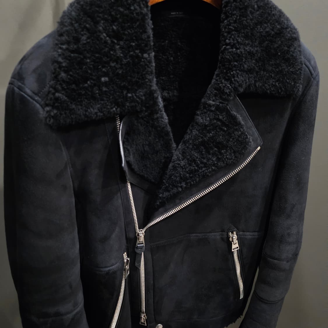 톰포드 스웨이드 바이커 시어링 무스탕 자켓 상품이미지4