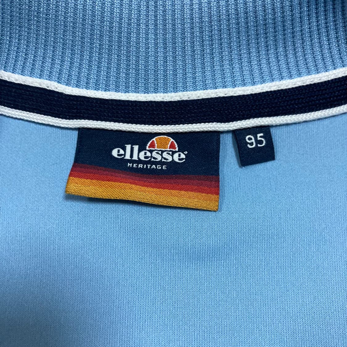 엘레쎄 스몰 로고 사이드 라인 스카이 트랙탑 상품이미지3