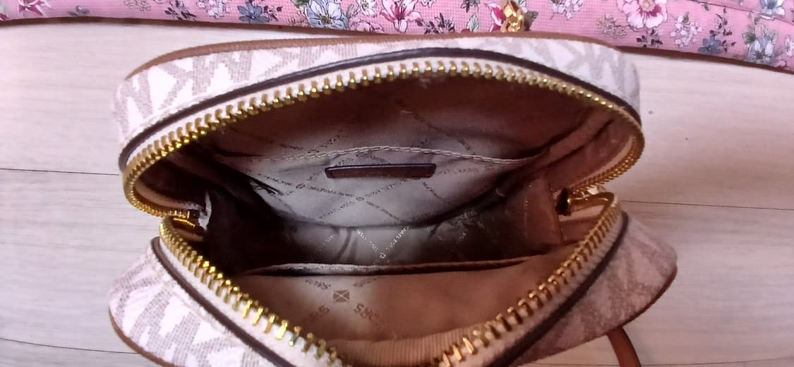 마이클코어스 크로스백 상품이미지6