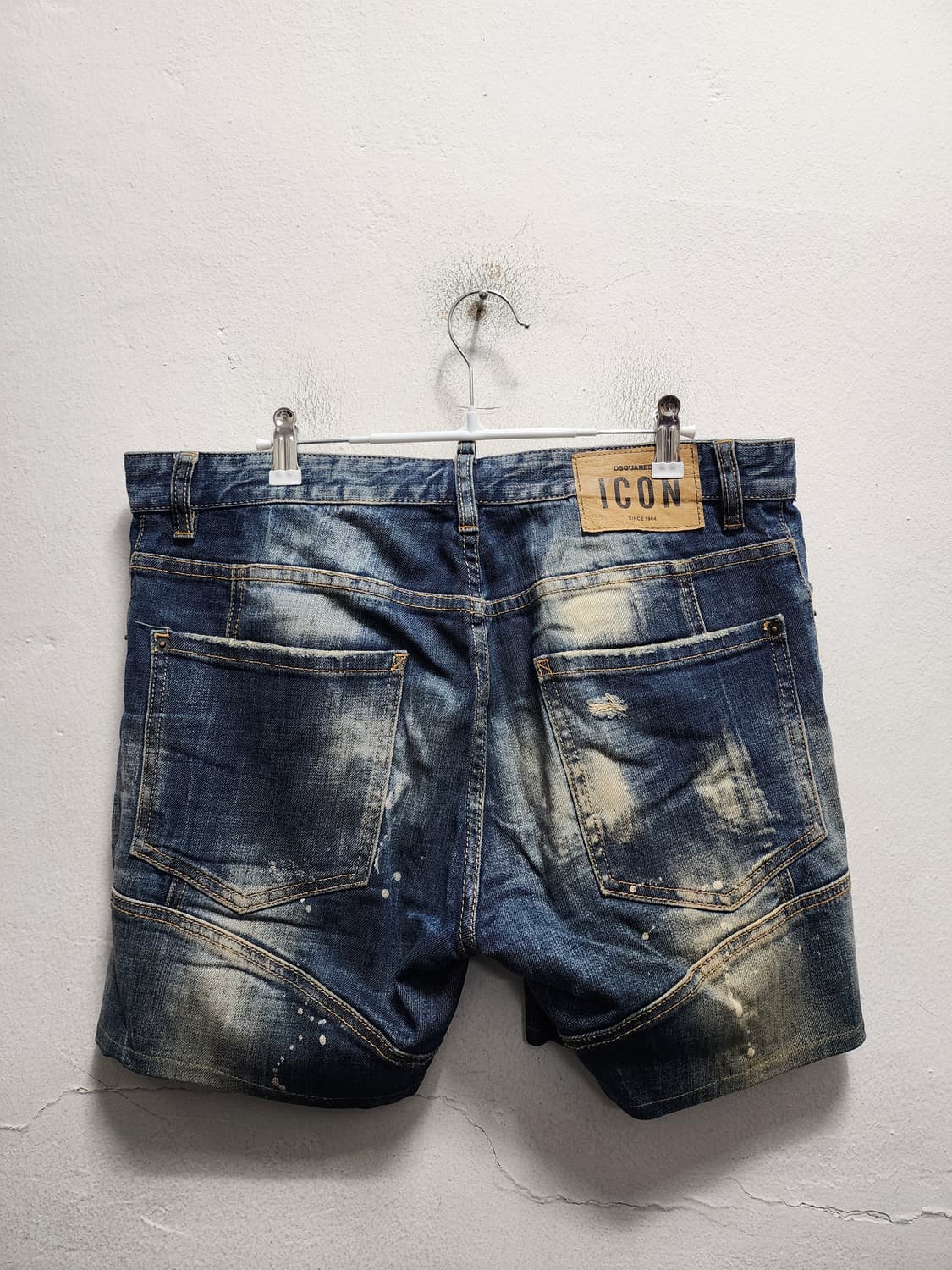 디스퀘어드2 (Dsquared2) ICON 반바지 상품이미지1