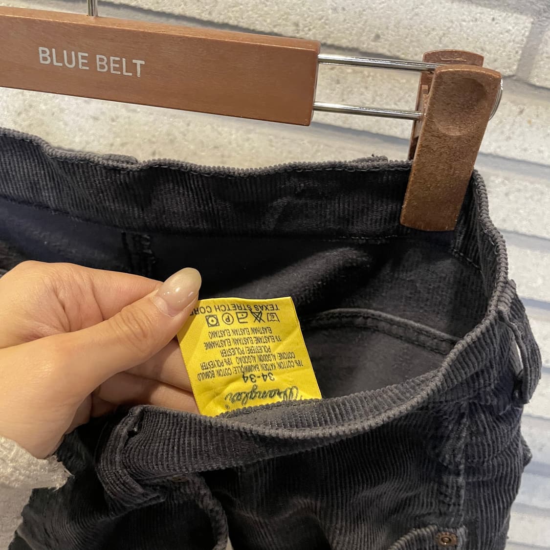 Wrangler 랭글러 코듀로이 팬츠 레귤러핏 백 로고 디테일 네이비 상품이미지7