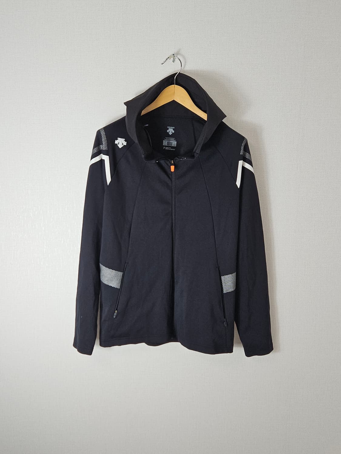 데상트 윈드테크 바람막이 자켓 F360 REROD 옴므 2XL 110 상품이미지1