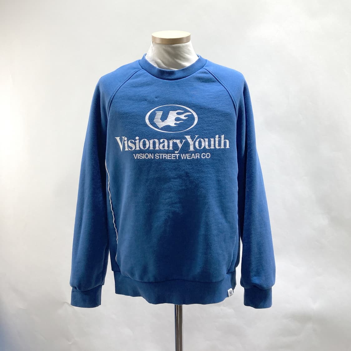 비전스트릿웨어 공용 맨투맨티셔츠 블루 M  상품이미지1