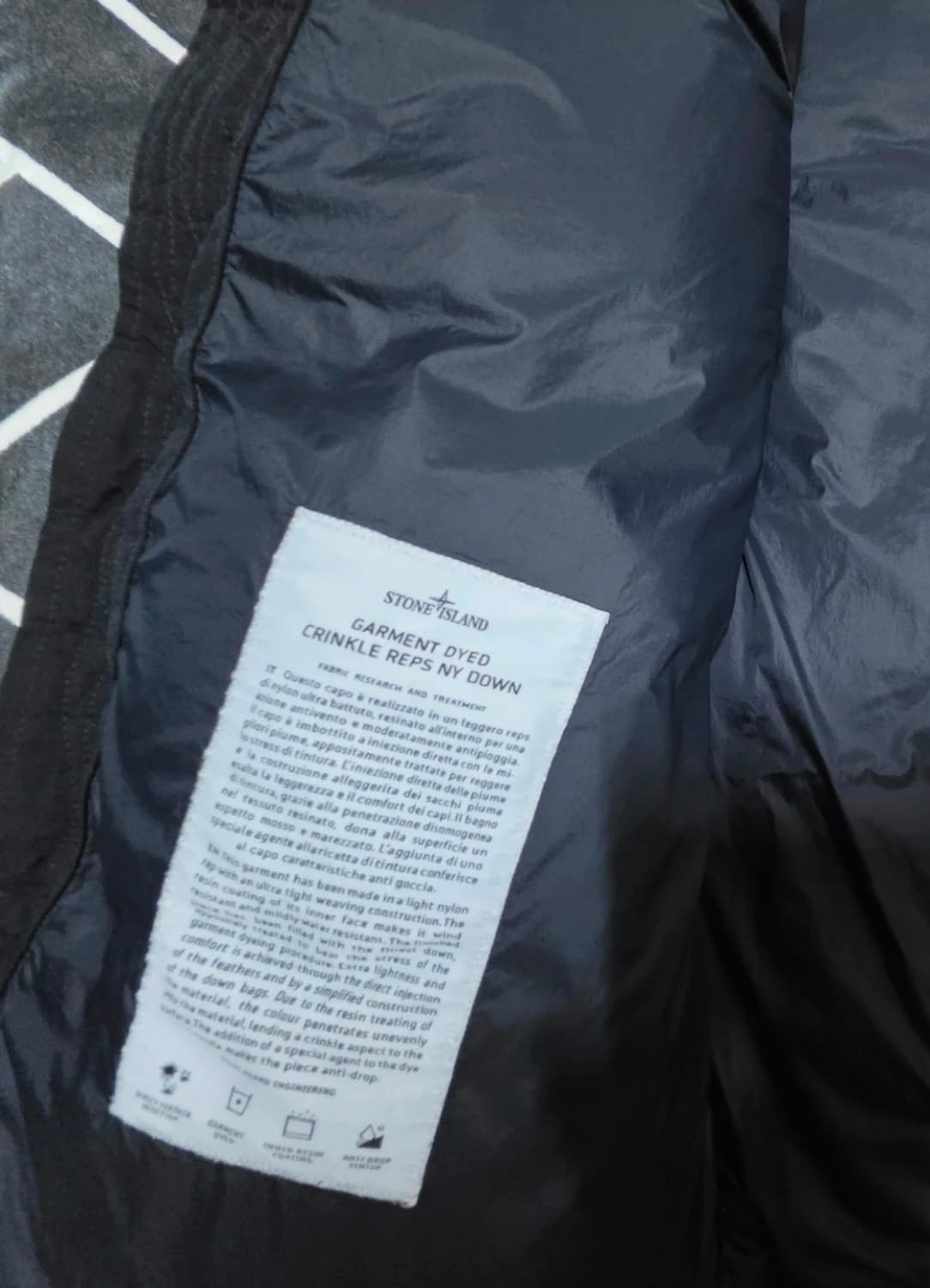 스톤아일랜드 가먼트다이 크링클랩스 패딩 상품이미지6