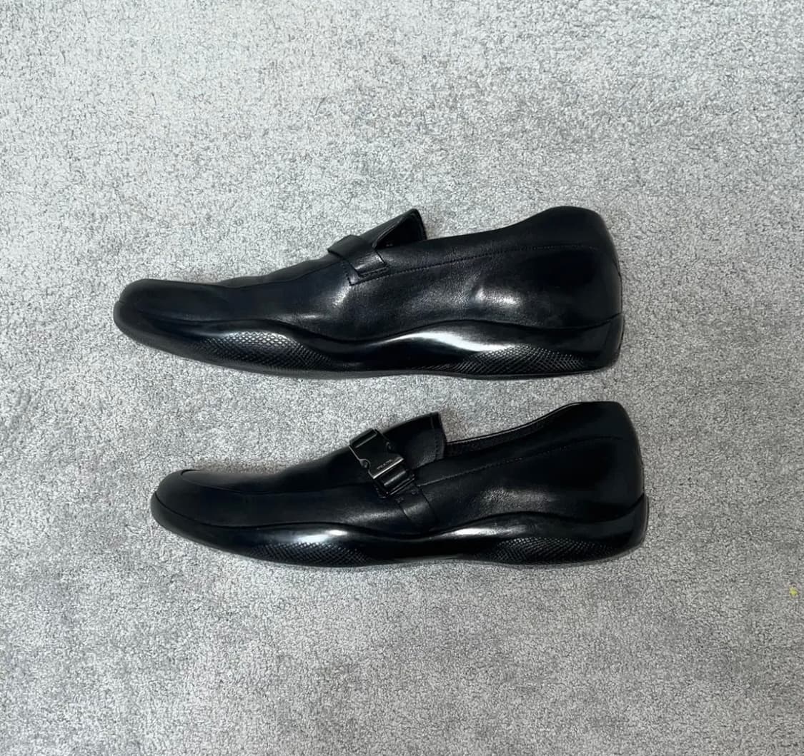 프라다 스포츠 버클 로퍼 구매합니다 상품이미지2