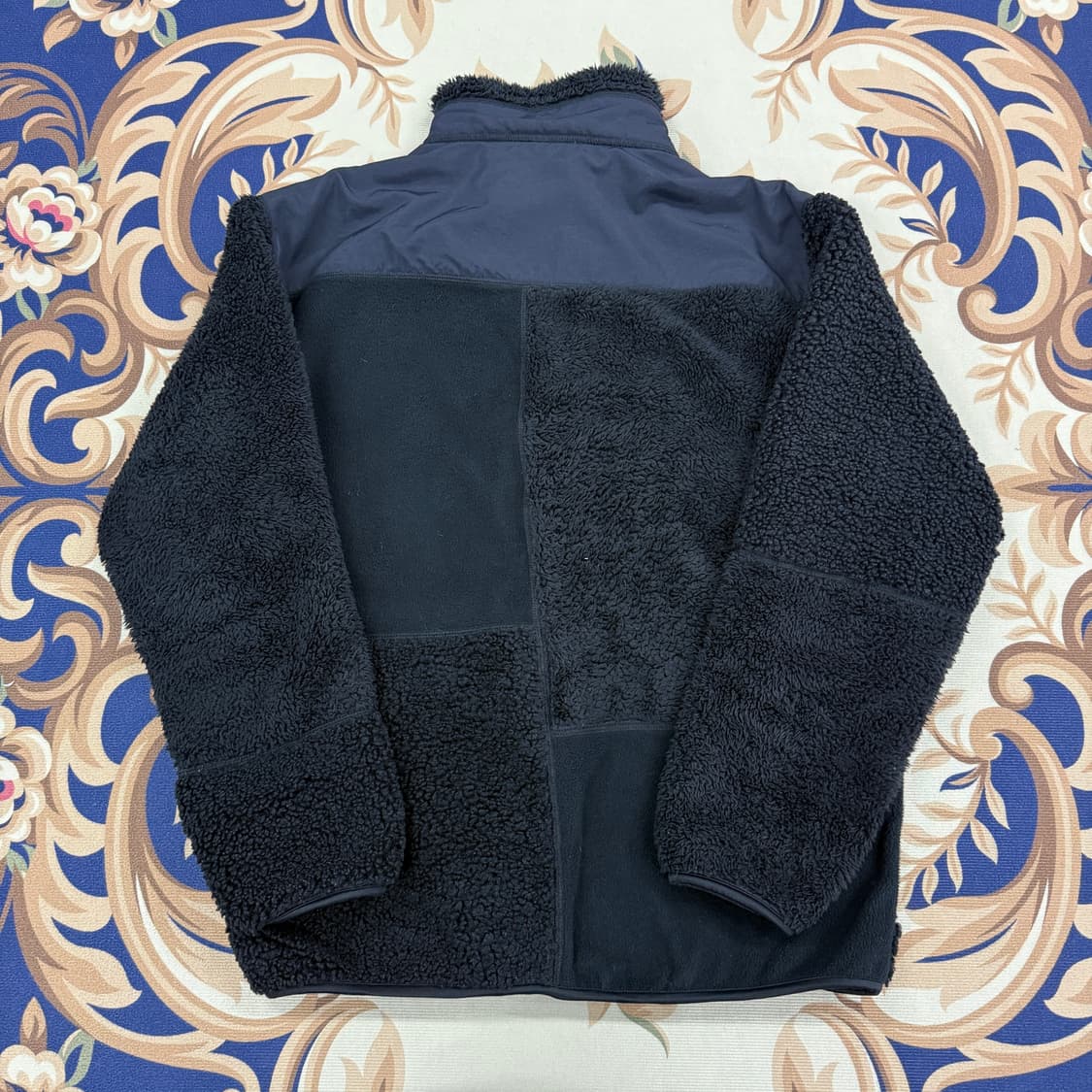 (M)유니클로 x 엔지니어드 가먼츠 후리스 자켓(블랙,2way지퍼) 상품이미지4