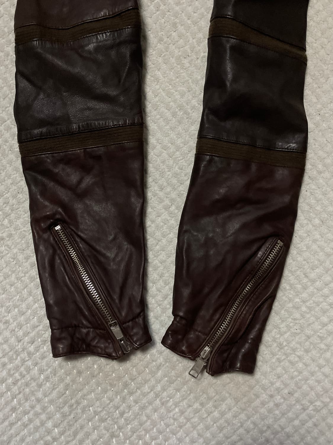 [50] PULF FICTION 램스킨 양가죽 하이넥 사선 절개 레더 상품이미지9