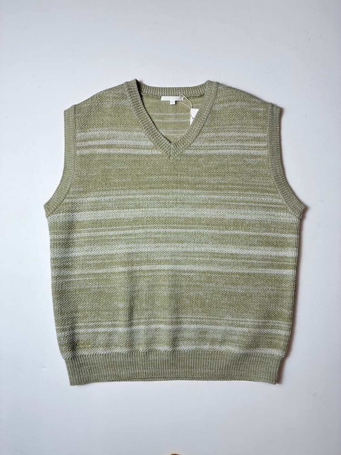 키뮤어 이레귤러 스트라이프 니트 베스트 PN9355 상품이미지1