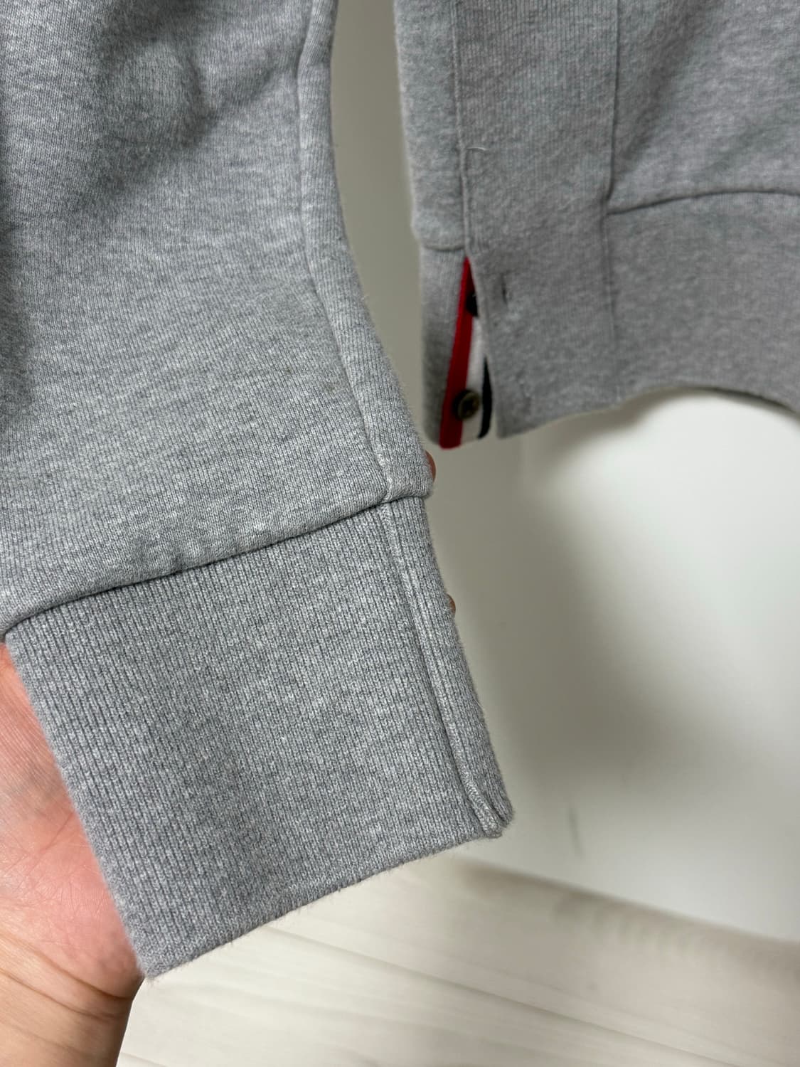 톰브라운 여성 맨투맨 42size 상품이미지3