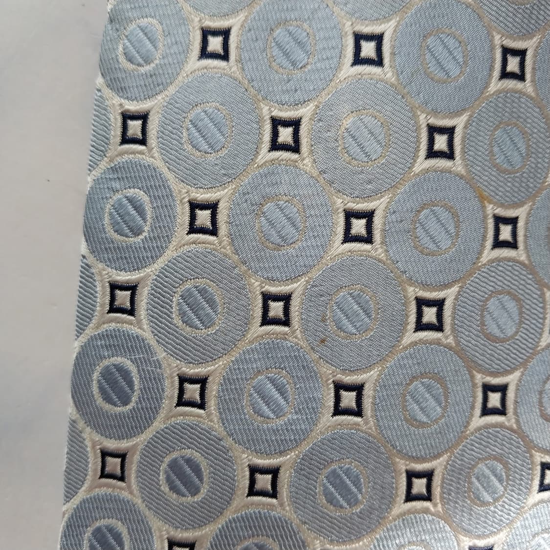 베르사체 스카이블루 자카드 패턴 넥타이 9.6cm A~B등급 K2400
 상품이미지10