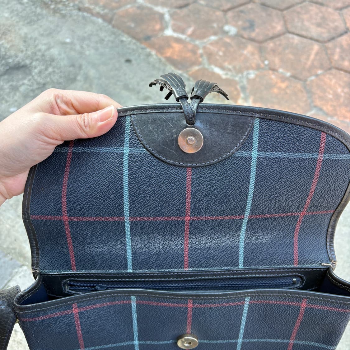 Burberry 버버리 체크 크로스백 가방 상품이미지7