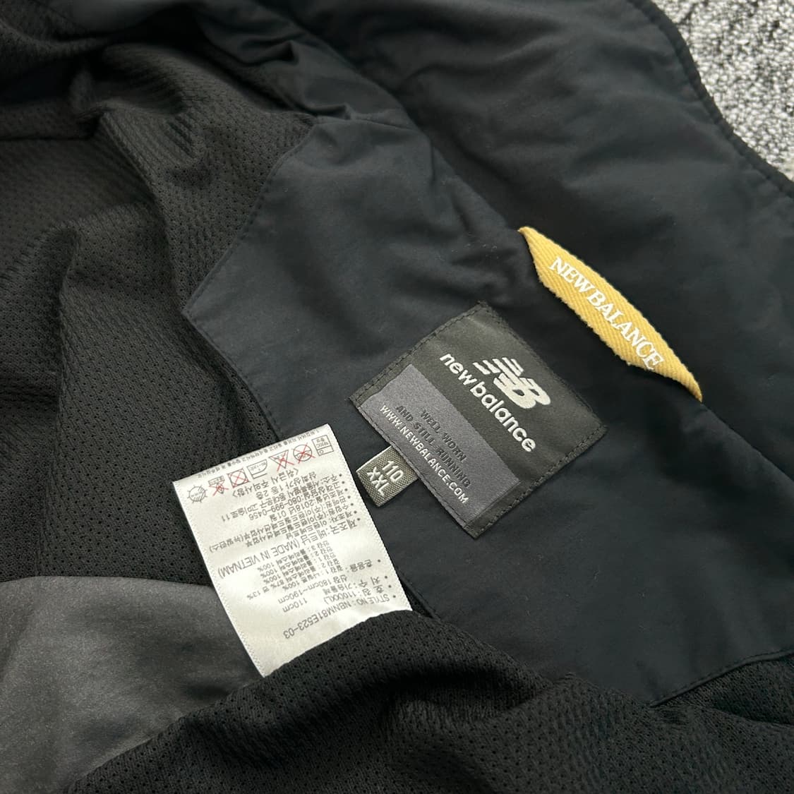 뉴발란스 블랙 레터라인 바람막이 2XL 상품이미지6