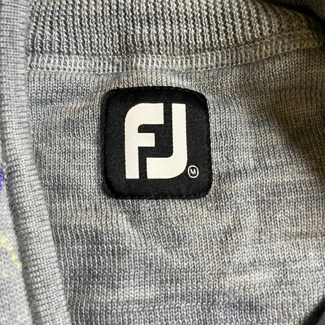 풋조이 반집업 아가일 니트 상품이미지5