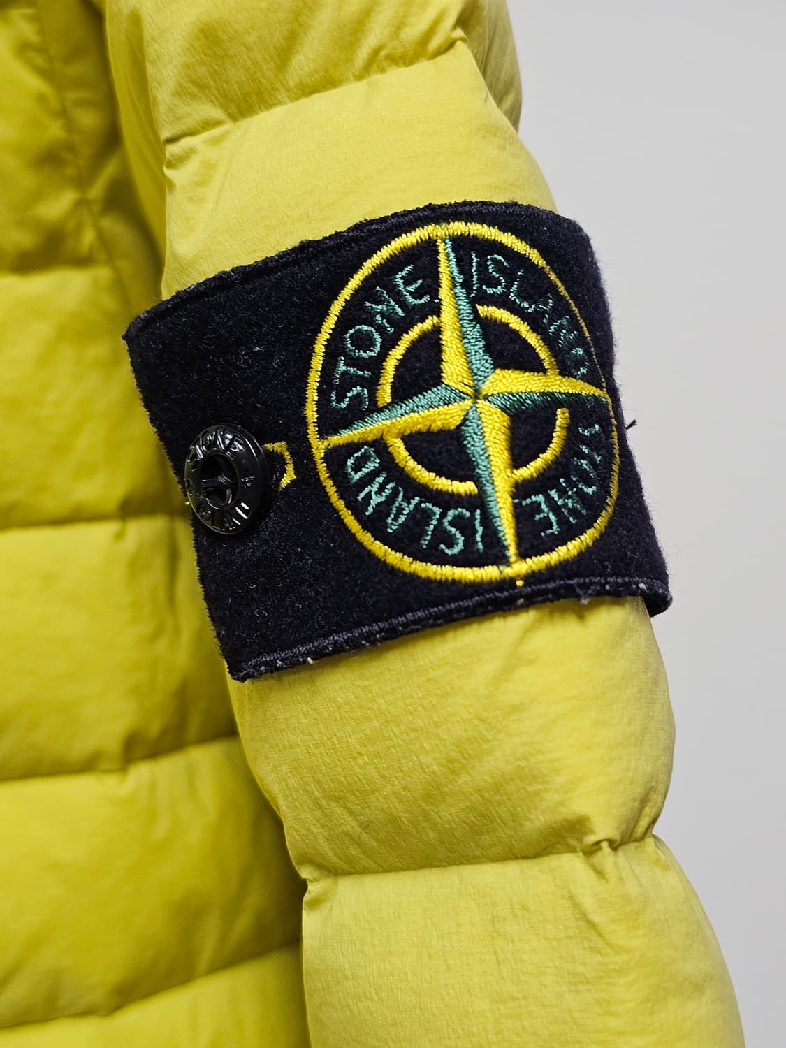 스톤아일랜드 룸 우븐 STRETCH NYLON-TC 경량 패딩 상품이미지3