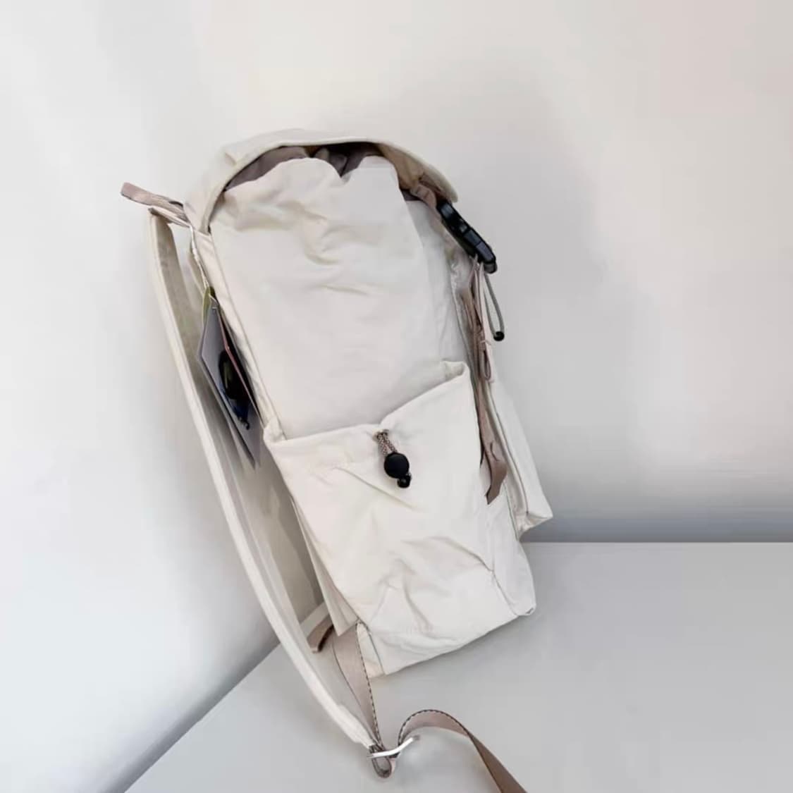 벨로이 bellroy cinch 백팩 아이보리 상품이미지3
