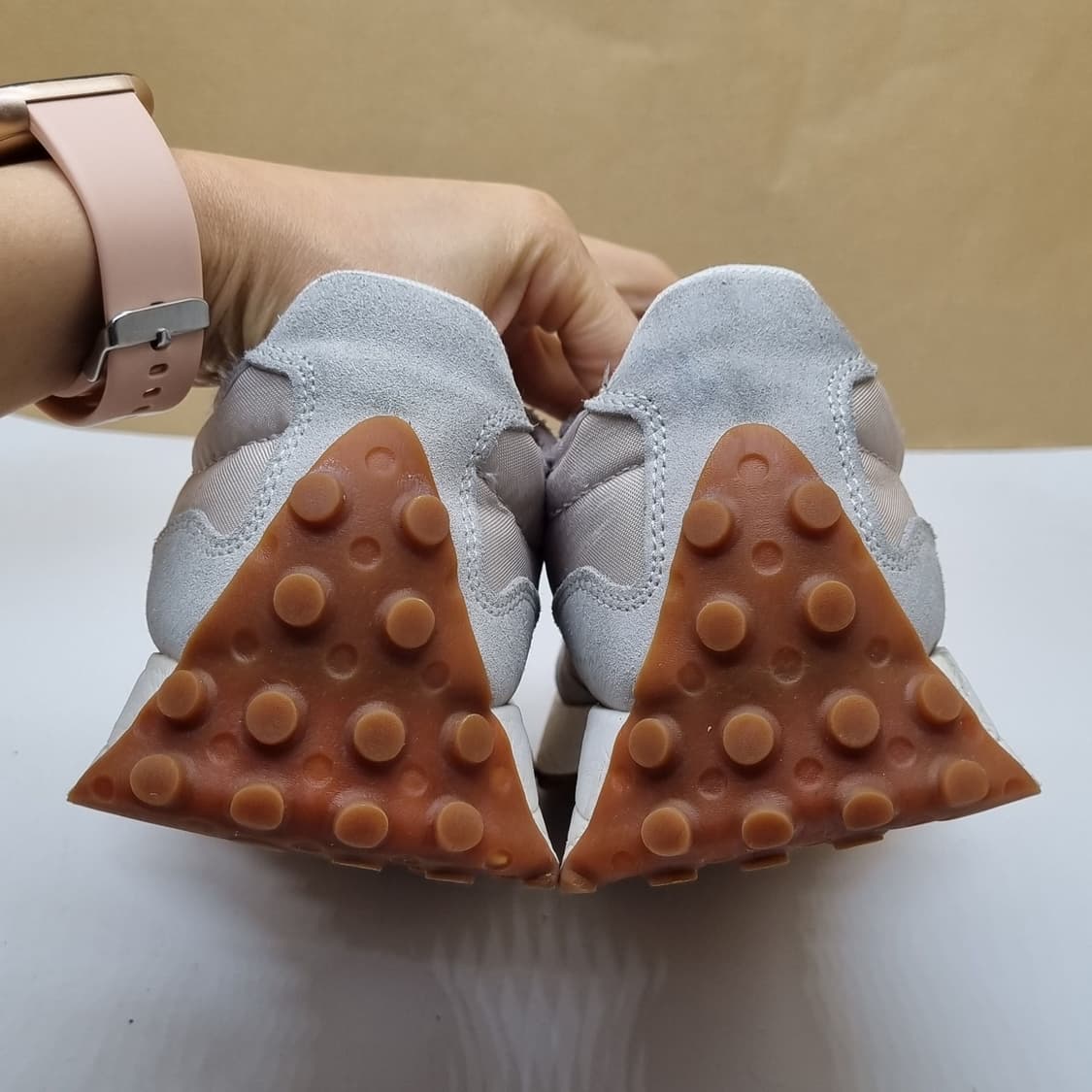 뉴발란스 327 팀버울프 남성운동화265. 상품이미지4