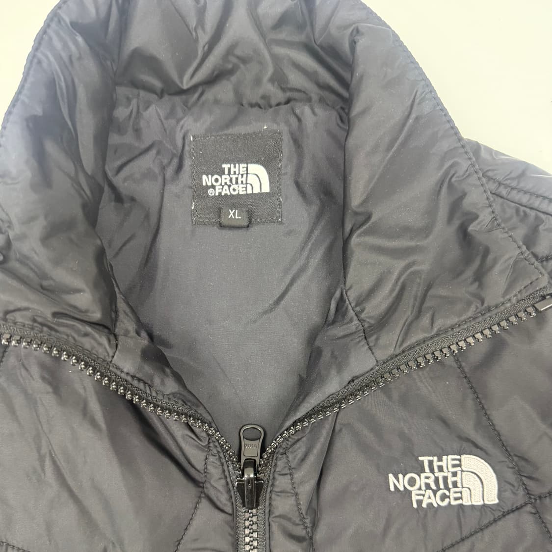 노스페이스 경량내피 패딩 블랙 여성xL 상품이미지2