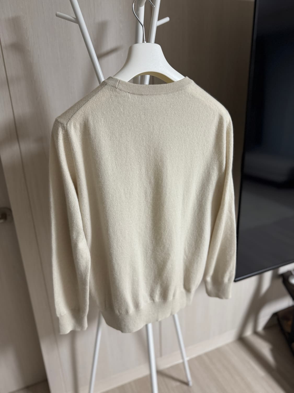 더로우 벤지 스웨터 상품이미지4