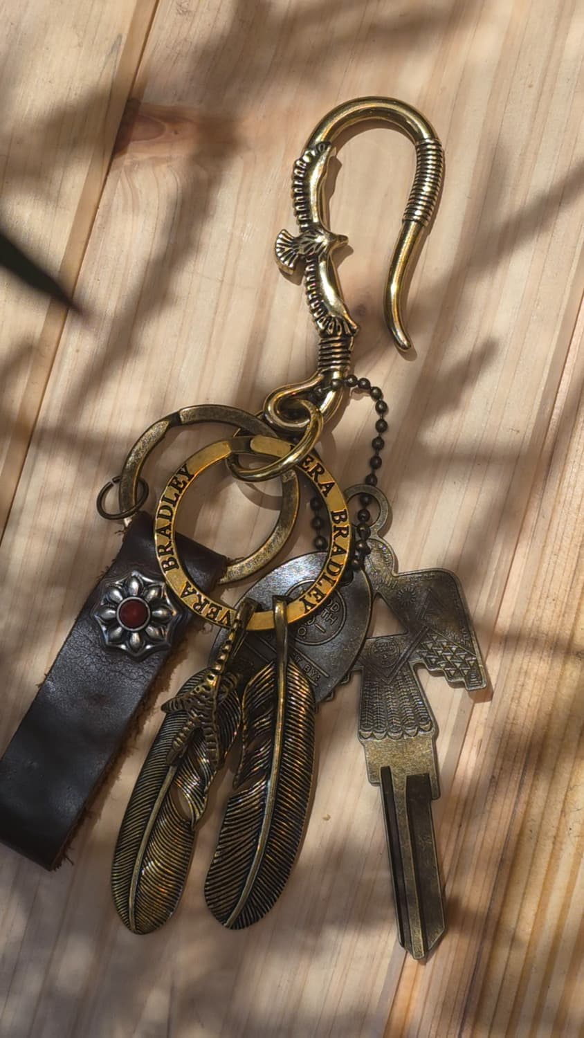 3cross gold brass double wing  keyring 상품이미지3