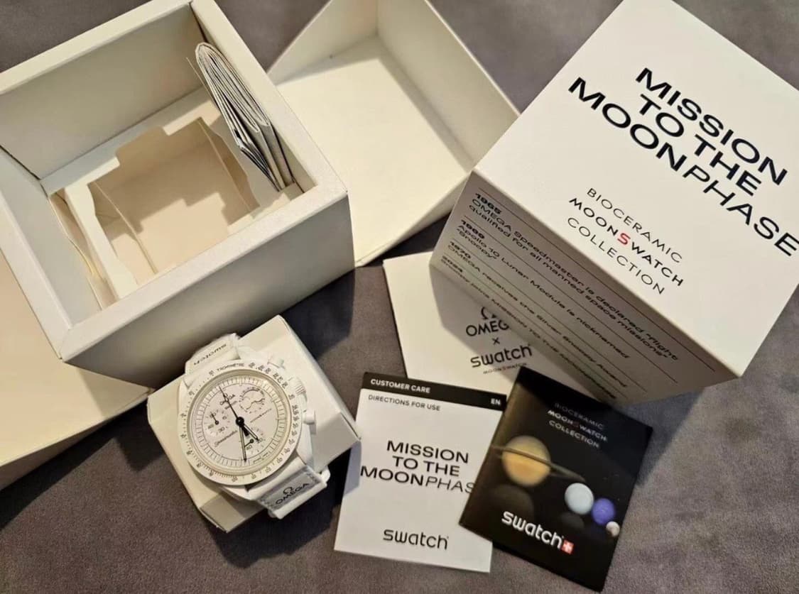 스와치 x 오메가 x 스누피 바이오세라믹 문스와치 미션 투 더 문페이스 상품이미지1