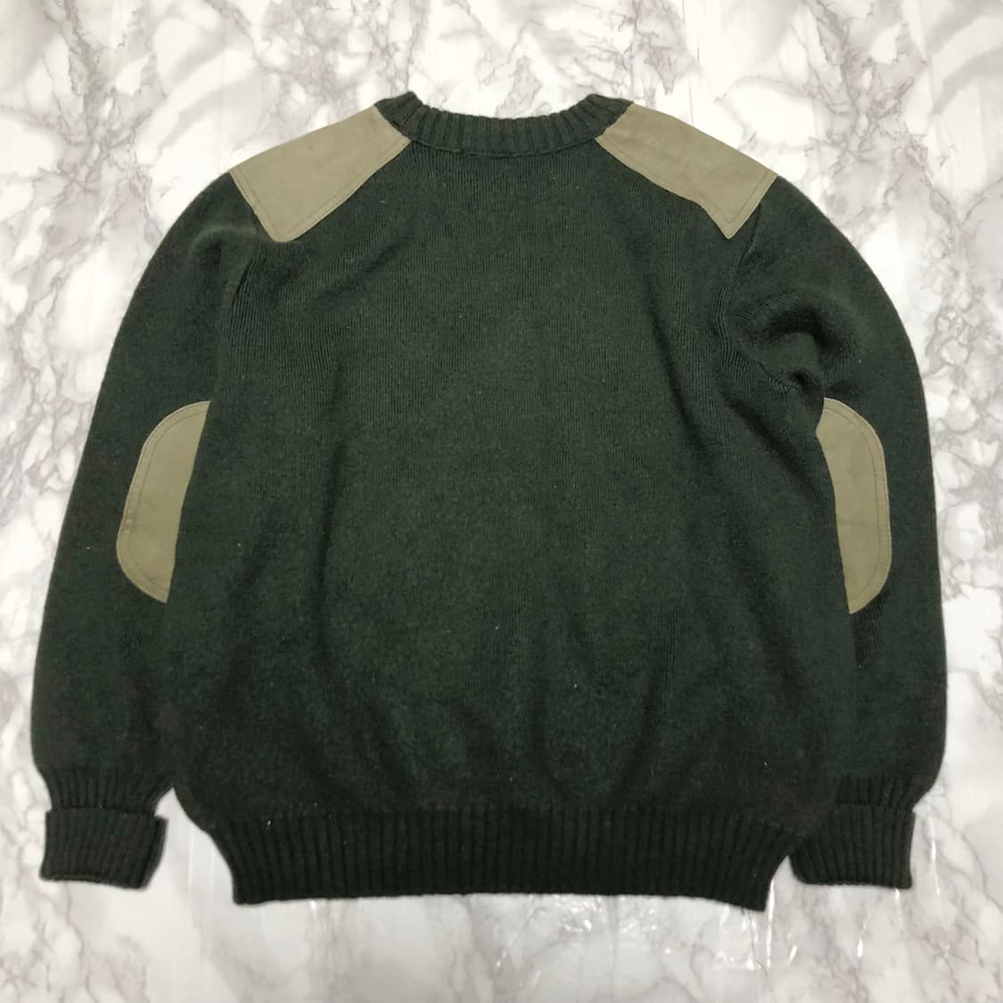 버버리 니트 딥카키 램스울 라운드  상품이미지3