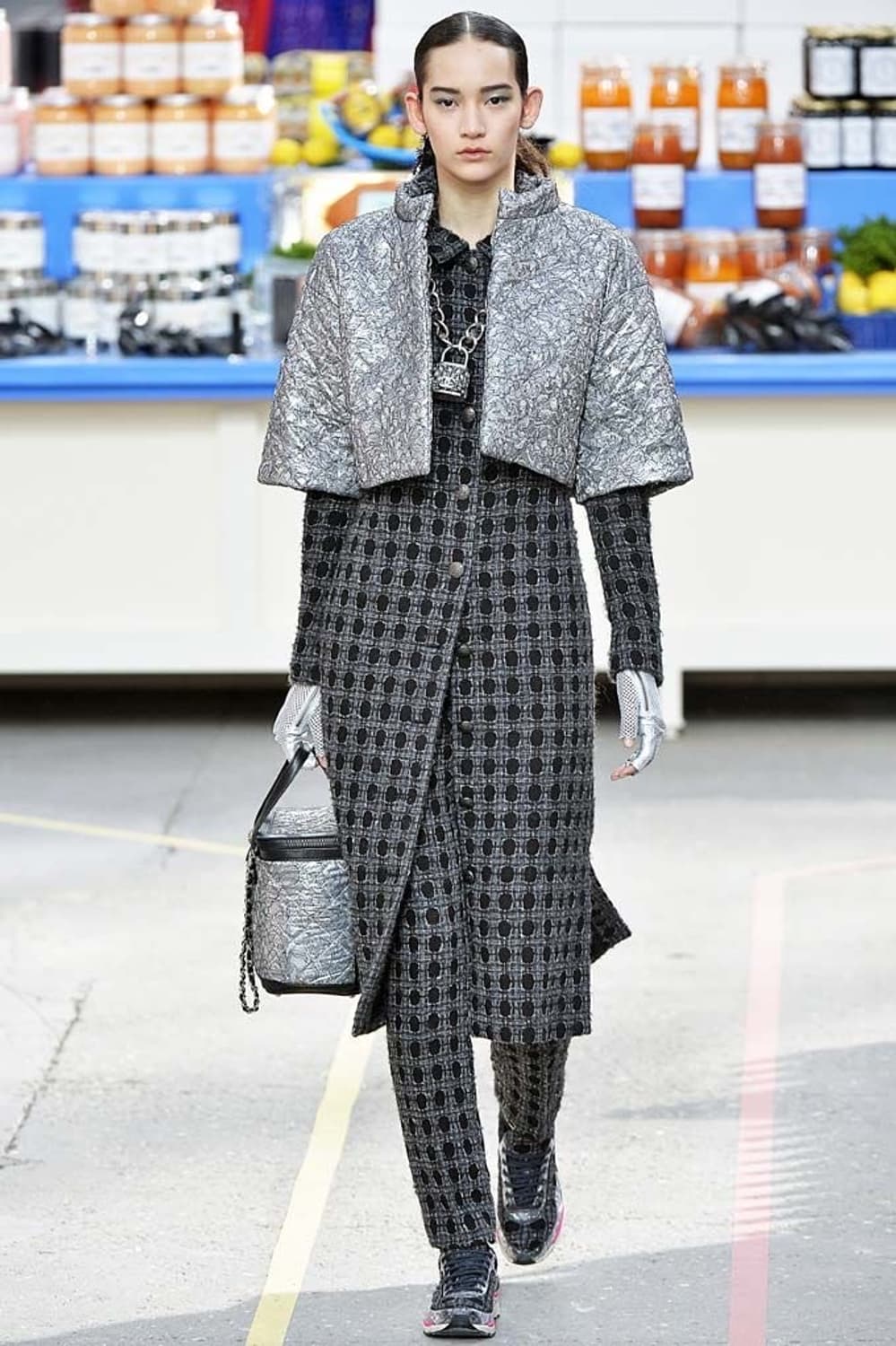 샤넬 런웨이 컬렉션 모헤어 트위드 코트 상품이미지1