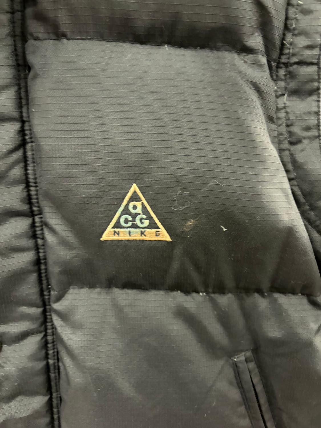 나이키(Nike)의 ACG 90's 올드스쿨 덕다운 패딩 베스트 상품이미지4