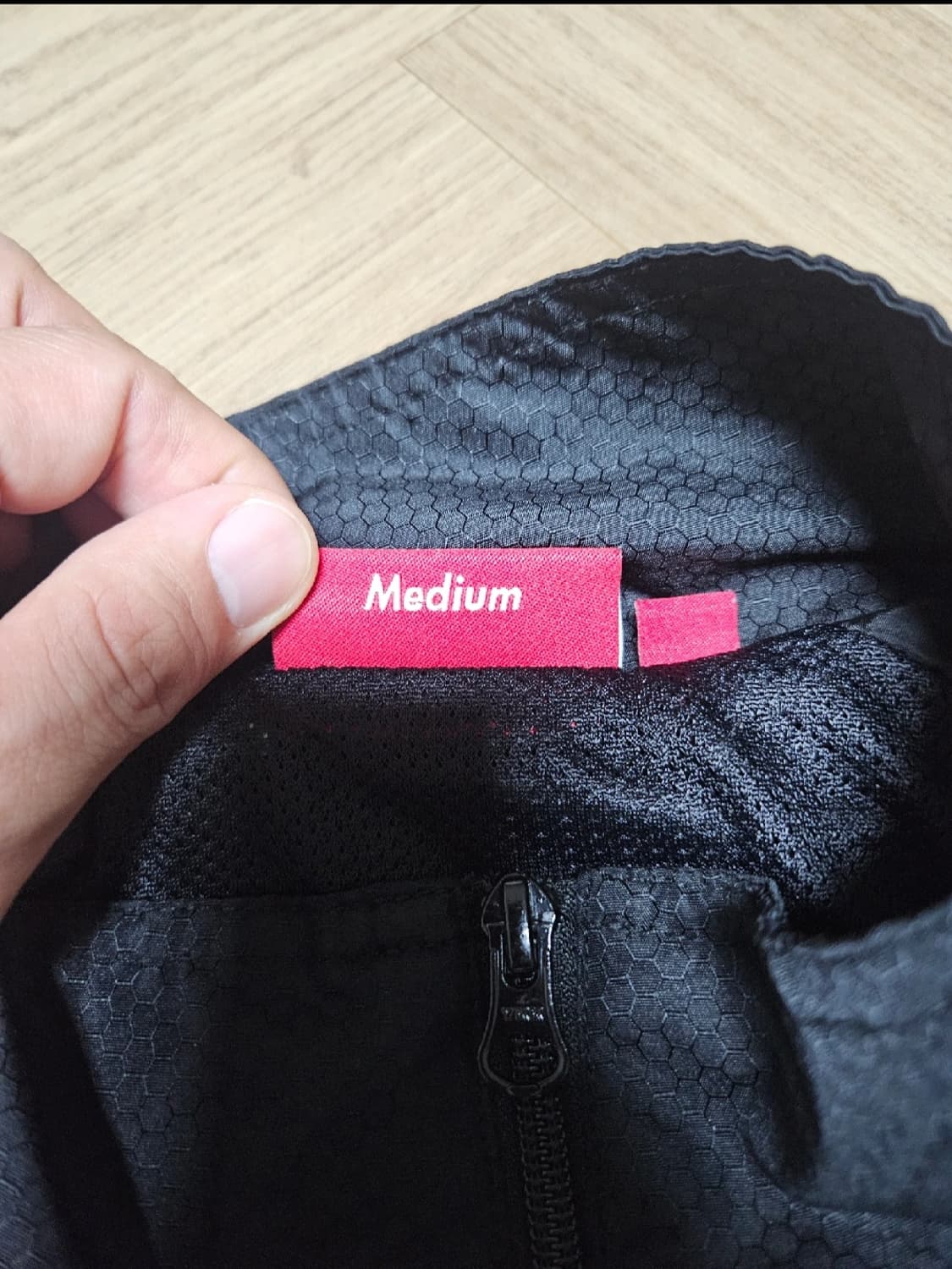 슈프림 리플렉티브 파이핑 풀오버 블랙 M 상품이미지4